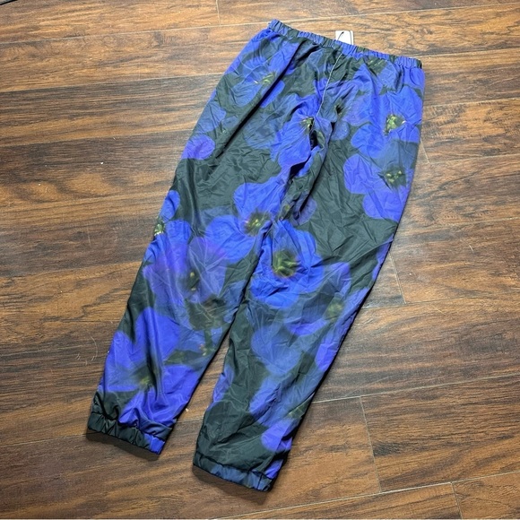 Harlow & Lloyd Purple Floral Jogger Pants - Picture 2 of 4